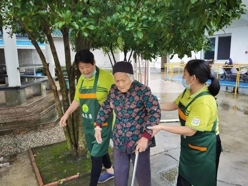 广州台风最新动态，安心守护，风雨同行！